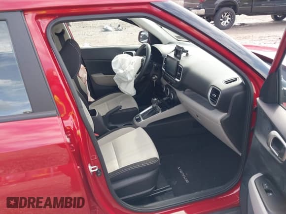 ✅ 2020 Hyundai Venue SEL • VIN: KMHRC8A36LU015844 • Lot: 41665083. Listed on IAAI with 15,390 mi. Free auction sales archive from the USA and detailed vehicle history report at DreamBid. Image 5.