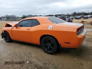 ✅ 2012 Dodge Challenger SXT • VIN: 2C3CDYAG9CH158126 • Lot: 44245735. Wystawiony na Copart z przebiegiem 95 968 mil. Bezpłatny archiwum sprzedaży aukcyjnych z USA i szczegółowy raport historii pojazdu na DreamBid. Zdjęcie 2.