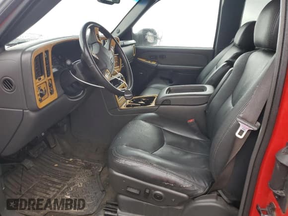 ✅ 2003 Chevrolet Silverado 2500HD LS • VIN: 1GCHK29G63E331956 • Lot: 47403935. Wystawiony na Copart z przebiegiem 207 222 mil. Bezpłatny archiwum sprzedaży aukcyjnych z USA i szczegółowy raport historii pojazdu na DreamBid. Zdjęcie 7.