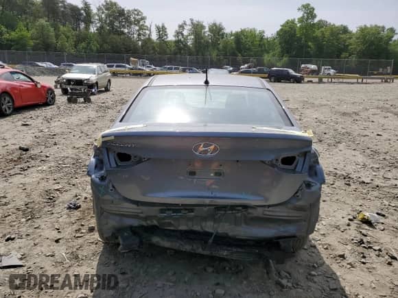 2018 Hyundai Accent SEL z VIN 3KPC24A3XJE007540, wystawiony jako Copart lot #52873853 z przebiegiem 76 039 mil mil oraz . Historia ofert i sprzedaży dostępna na DreamBid. Obrazek 6.