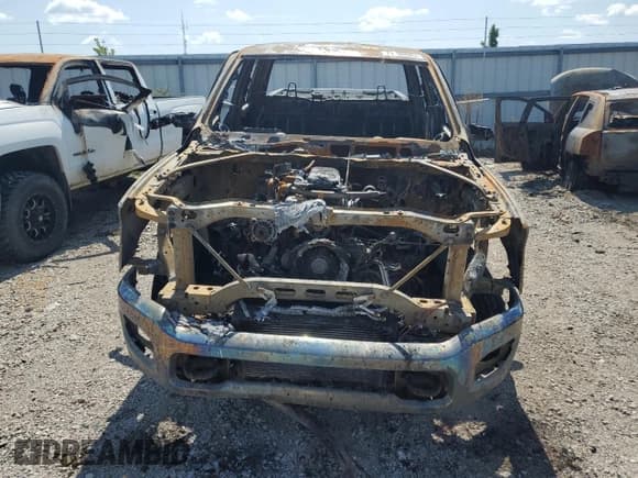 ✅ 2022 Ram 2500 Big Horn • VIN: 3C6UR5DL1NG436343 • Lot: 71392845. Wystawiony na Copart z przebiegiem Nie podano. Bezpłatny archiwum sprzedaży aukcyjnych z USA i szczegółowy raport historii pojazdu na DreamBid. Zdjęcie 5.