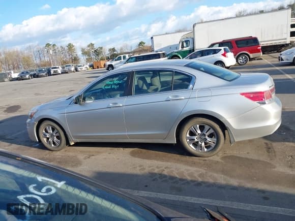 ✅ 2012 Honda Accord LX Premium • VIN: 1HGCP2F47CA103625 • Lot: 41794823. Wystawiony na IAAI z przebiegiem 153 726 mil. Bezpłatny archiwum sprzedaży aukcyjnych z USA i szczegółowy raport historii pojazdu na DreamBid. Zdjęcie 15.