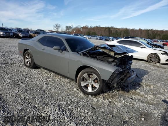 ✅ 2018 Dodge Challenger SXT Plus • VIN: 2C3CDZAG0JH321930 • Lot: 69458672. Wystawiony na Copart z przebiegiem 55 975 mil. Bezpłatny archiwum sprzedaży aukcyjnych z USA i szczegółowy raport historii pojazdu na DreamBid. Zdjęcie 4.