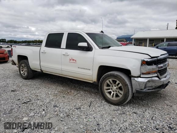 ✅ 2017 Chevrolet Silverado 1500 LT • VIN: 3GCUKREC1HG129679 • Лот: 71737914. Опубликован ранее на Copart с пробегом 149 736 миль. Бесплатный доступ к архиву аукционных продаж из США и подробный отчёт об истории автомобиля на DreamBid. Изображение 4.
