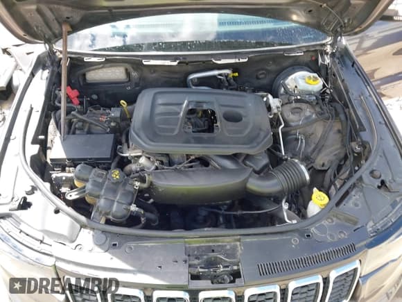 ✅ 2017 Jeep Grand Cherokee Limited • VIN: 1C4RJEBG2HC915552 • Lot: 43256726. Wystawiony na IAAI z przebiegiem 202 855 mil. Bezpłatny archiwum sprzedaży aukcyjnych z USA i szczegółowy raport historii pojazdu na DreamBid. Zdjęcie 10.