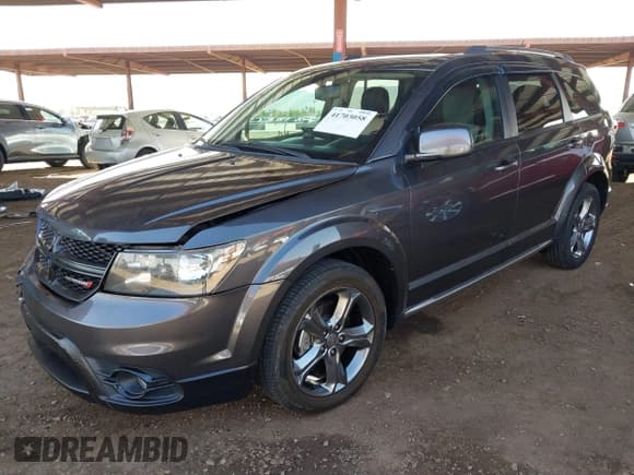 ✅ 2017 Dodge Journey Crossroad Plus • VIN: 3C4PDCGB0HT581249 • Lot: 41703058. Listed on IAAI with 122,226 mi. Free auction sales archive from the USA and detailed vehicle history report at DreamBid. Image 17.