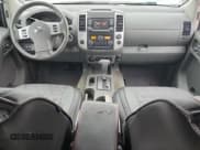 ✅ 2017 Nissan Frontier SV • VIN: 1N6AD0EV9HN730353 • Лот: 82376725. Опубликован ранее на Copart с пробегом 69 732 миль. Бесплатный доступ к архиву аукционных продаж из США и подробный отчёт об истории автомобиля на DreamBid. Изображение 8.