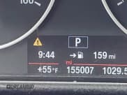 ✅ 2015 BMW 3 Series 320i xDrive • VIN: WBA3C3G57FNS76000 • Lot: 41569657. Wystawiony na IAAI z przebiegiem 155 007 mil. Bezpłatny archiwum sprzedaży aukcyjnych z USA i szczegółowy raport historii pojazdu na DreamBid. Zdjęcie 15.