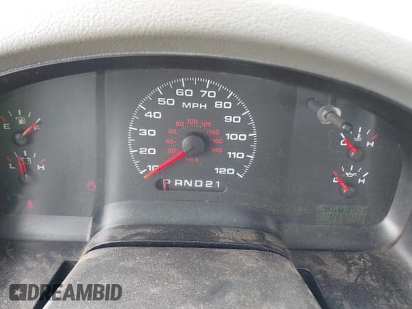 ✅ 2008 Ford F-150 XL • VIN: 1FTRF12238KC54652 • Lot: 43255862. Listed on IAAI with 286,639 mi. Free auction sales archive from the USA and detailed vehicle history report at DreamBid. Image 7.