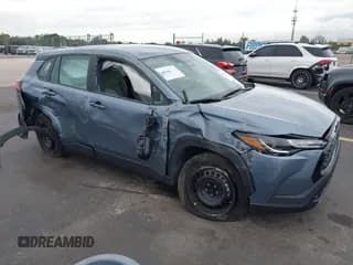✅ 2023 Toyota Corolla Cross L • VIN: 7MUAAAAG2PV061186 • Lot: 43433826. Wystawiony na IAAI z przebiegiem 28 914 mil. Bezpłatny archiwum sprzedaży aukcyjnych z USA i szczegółowy raport historii pojazdu na DreamBid. Zdjęcie 1.