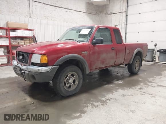 ✅ 2001 Ford Ranger XL Fleet • VIN: 1FTZR15E71PA38812 • Lot: 42233812. Listed on IAAI with 272,279 mi. Free auction sales archive from the USA and detailed vehicle history report at DreamBid. Image 2.