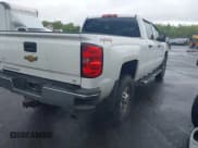✅ 2015 Chevrolet Silverado 2500HD LT • VIN: 1GC1KVEG3FF165208 • Lot: 42184899. Wystawiony na IAAI z przebiegiem 311 427 mil. Bezpłatny archiwum sprzedaży aukcyjnych z USA i szczegółowy raport historii pojazdu na DreamBid. Zdjęcie 4.