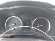 ✅ 2015 Toyota Highlander LE • VIN: 5TDBKRFH1FS171978 • Lot: 42681456. Wystawiony na IAAI z przebiegiem 117 264 mil. Bezpłatny archiwum sprzedaży aukcyjnych z USA i szczegółowy raport historii pojazdu na DreamBid. Zdjęcie 7.