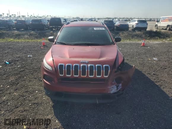 ✅ 2016 Jeep Cherokee Sport • VIN: 1C4PJLAB7GW324650 • Lot: 93236195. Listed on Copart with 29,924 mi. Free auction sales archive from the USA and detailed vehicle history report at DreamBid. Image 5.