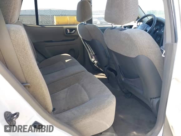 2004 Hyundai Santa Fe GLS с VIN KM8SC73D64U616531, выставлен на аукционе IAAI как лот 41841487 с пробегом 199 473 миль миль и . История ставок и продаж доступна на DreamBid. Изображение 8.