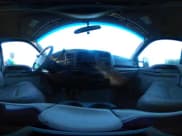 ✅ 2003 Ford Excursion Limited • VIN: 1FMSU43P93EC70666 • Lot: 43376166. Wystawiony na IAAI z przebiegiem 197 976 mil. Bezpłatny archiwum sprzedaży aukcyjnych z USA i szczegółowy raport historii pojazdu na DreamBid. Zdjęcie 19.