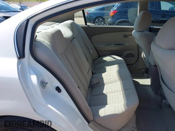 ✅ 2005 Nissan Altima 2.5 • VIN: 1N4AL11D75N472943 • Lot: 42778450. Listed on IAAI with 64,303 mi. Free auction sales archive from the USA and detailed vehicle history report at DreamBid. Image 8.