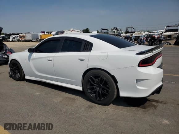 ✅ 2019 Dodge Charger Scat Pack • VIN: 2C3CDXGJ6KH688811 • Лот: 70982265. Опубликован ранее на Copart с пробегом 62 222 миль. Бесплатный доступ к архиву аукционных продаж из США и подробный отчёт об истории автомобиля на DreamBid. Изображение 2.