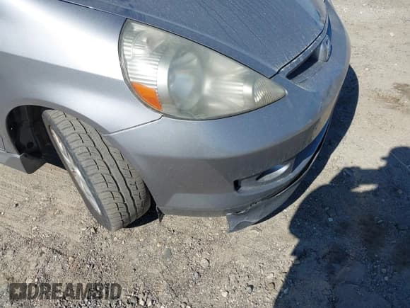 ✅ 2008 Honda Fit Sport • VIN: JHMGD38628S042956 • Lot: 43521933. Listed on IAAI with 166,369 mi. Free auction sales archive from the USA and detailed vehicle history report at DreamBid. Image 13.