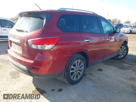 ✅ 2016 Nissan Pathfinder Platinum • VIN: 5N1AR2MN9GC666001 • Lot: 41636374. Listed on IAAI with 127,957 mi. Free auction sales archive from the USA and detailed vehicle history report at DreamBid. Image 4.