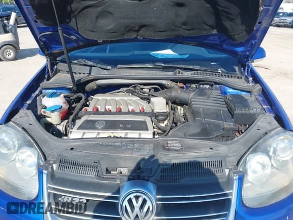 ✅ 2008 Volkswagen R32 • VIN: WVWKC71K88W048072 • Лот: 42187517. Опубликован ранее на IAAI с пробегом 162 845 миль. Бесплатный доступ к архиву аукционных продаж из США и подробный отчёт об истории автомобиля на DreamBid. Изображение 10.