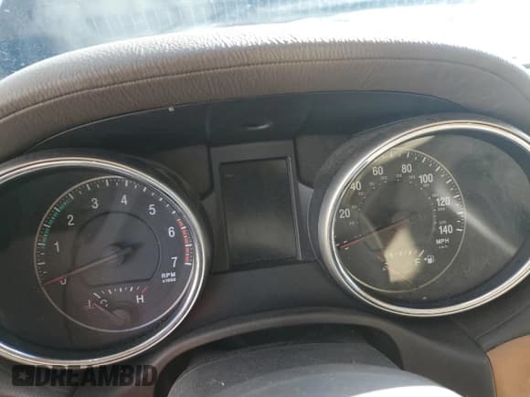 ✅ 2011 Jeep Grand Cherokee Overland • VIN: 1J4RR6GT0BC607964 • Lot: 89654285. Listed on Copart with Not provided. Free auction sales archive from the USA and detailed vehicle history report at DreamBid. Image 9.