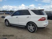 ✅ 2014 Mercedes-Benz M 350 • VIN: 4JGDA5JB1EA289057 • Лот: 82566035. Опубликован ранее на Copart с пробегом 142 484 миль. Бесплатный доступ к архиву аукционных продаж из США и подробный отчёт об истории автомобиля на DreamBid. Изображение 2.