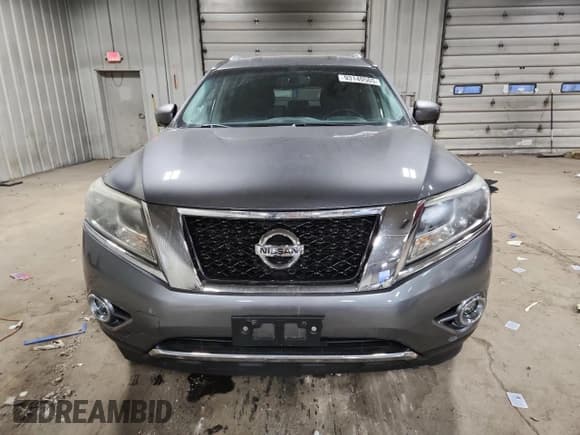 ✅ 2016 Nissan Pathfinder Platinum • VIN: 5N1AR2MM4GC643829 • Lot: 93140505. Listed on Copart with 94,239 mi. Free auction sales archive from the USA and detailed vehicle history report at DreamBid. Image 5.