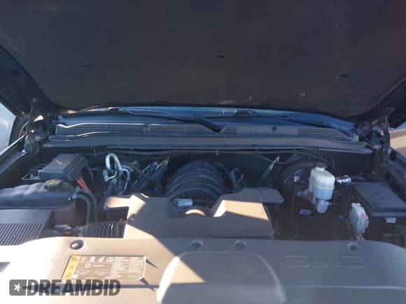 ✅ 2020 GMC Yukon XL SLT • VIN: 1GKS1GKC9LR186504 • Lot: 41302367. Wystawiony na IAAI z przebiegiem 20 109 mil. Bezpłatny archiwum sprzedaży aukcyjnych z USA i szczegółowy raport historii pojazdu na DreamBid. Zdjęcie 10.