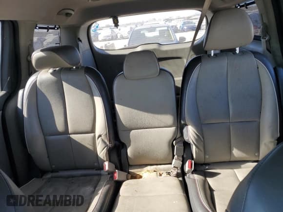 ✅ 2016 Kia Sedona SX • VIN: KNDMC5C13G6116522 • Lot: 92485585. Listed on Copart with 179,276 mi. Free auction sales archive from the USA and detailed vehicle history report at DreamBid. Image 10.