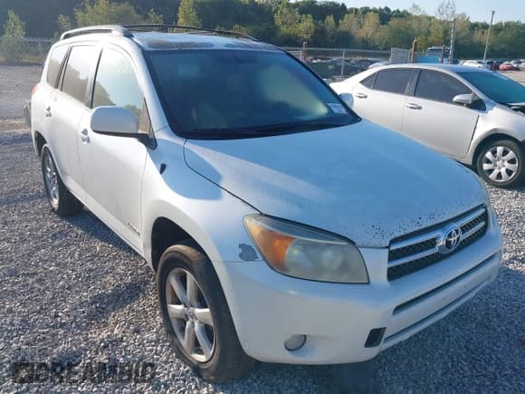 ✅ 2007 Toyota RAV4 Limited • VIN: JTMBD31V375067553 • Lot: 43139310. Wystawiony na IAAI z przebiegiem 203 151 mil. Bezpłatny archiwum sprzedaży aukcyjnych z USA i szczegółowy raport historii pojazdu na DreamBid. Zdjęcie 12.