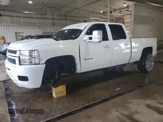 ✅ 2014 Chevrolet Silverado 2500HD LTZ • VIN: 1GC1KYE80EF172514 • Lot: 68850145. Wystawiony na Copart z przebiegiem 189 435 mil. Bezpłatny archiwum sprzedaży aukcyjnych z USA i szczegółowy raport historii pojazdu na DreamBid. Zdjęcie 1.