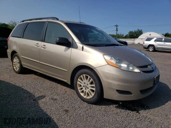 2009 Toyota Sienna LE with VIN 5TDBK23C49S026695, listed as a Copart auction lot 59058435 with 324,336 mi miles and Clean title. Bid and sale history available at DreamBid. Image 4.