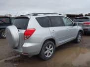 ✅ 2007 Toyota RAV4 Limited • VIN: JTMZD31VX75036086 • Lot: 43575701. Listed on IAAI with 253,833 mi. Free auction sales archive from the USA and detailed vehicle history report at DreamBid. Image 4.