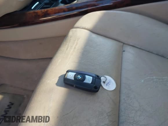 ✅ 2012 BMW X5 35d • VIN: 5UXZW0C58CL664206 • Lot: 43867099. Listed on IAAI with 174,720 mi. Free auction sales archive from the USA and detailed vehicle history report at DreamBid. Image 11.