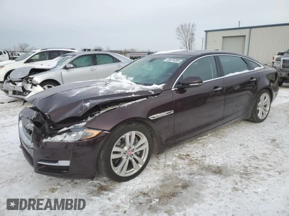 ✅ 2017 Jaguar XJ Portfolio • VIN: SAJWA2G77H8W10384 • Lot: 45474205. Wystawiony na Copart z przebiegiem 63 680 mil. Bezpłatny archiwum sprzedaży aukcyjnych z USA i szczegółowy raport historii pojazdu na DreamBid. Zdjęcie 1.