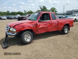 ✅ 1998 Ford Ranger XL • VIN: 1FTYR14X7WPA92861 • Lot: 67935725. Listed on Copart with 95,836 mi. Free auction sales archive from the USA and detailed vehicle history report at DreamBid. Image 1.