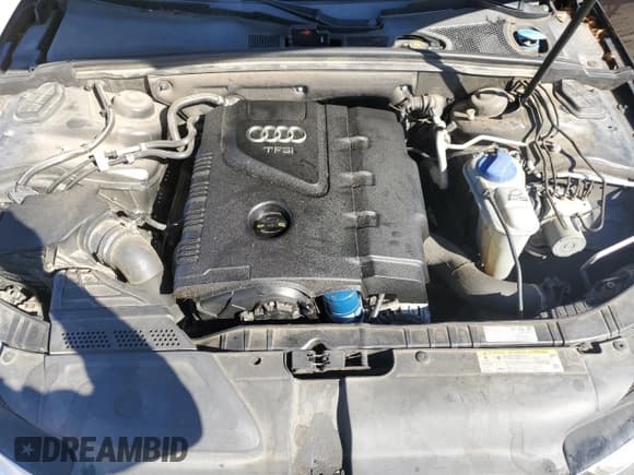 ✅ 2015 Audi A4 Premium • VIN: WAUBFAFL7FN001556 • Lot: 86434015. Wystawiony na Copart z przebiegiem Nie podano. Bezpłatny archiwum sprzedaży aukcyjnych z USA i szczegółowy raport historii pojazdu na DreamBid. Zdjęcie 11.