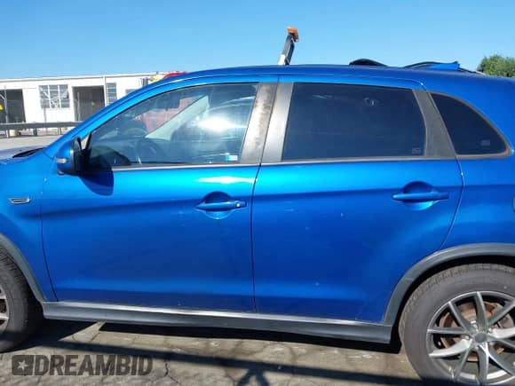 2017 Mitsubishi Outlander ES with VIN JA4AP3AU1HZ040107, listed as a IAAI auction lot 43110818 with 133,627 mi miles and . Bid and sale history available at DreamBid. Image 14.