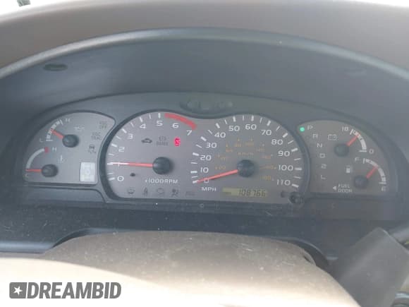 ✅ 2002 Toyota Sequoia SR5 • VIN: 5TDBT44A62S101313 • Lot: 43205483. Listed on IAAI with 108,766 mi. Free auction sales archive from the USA and detailed vehicle history report at DreamBid. Image 7.