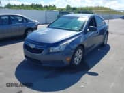 ✅ 2014 Chevrolet Cruze LS • VIN: 1G1PA5SH6E7128875 • Lot: 43467275. Wystawiony na IAAI z przebiegiem 240 867 mil. Bezpłatny archiwum sprzedaży aukcyjnych z USA i szczegółowy raport historii pojazdu na DreamBid. Zdjęcie 2.