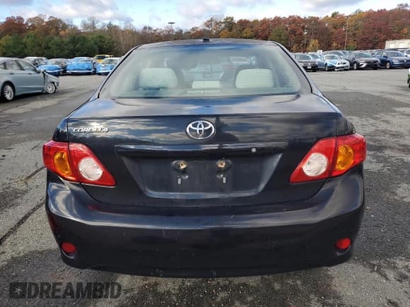 ✅ 2010 Toyota Corolla • VIN: 1NXBU4EE7AZ172282 • Lot: 90488115. Listed on Copart with 229,553 mi. Free auction sales archive from the USA and detailed vehicle history report at DreamBid. Image 6.