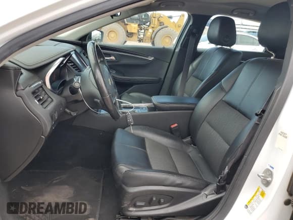 ✅ 2017 Chevrolet Impala LT • VIN: 2G1105S38H9157987 • Лот: 75509124. Опубликован ранее на Copart с пробегом 133 699 миль. Бесплатный доступ к архиву аукционных продаж из США и подробный отчёт об истории автомобиля на DreamBid. Изображение 7.