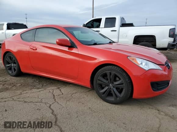 2012 Hyundai Genesis Coupe 2.0T with VIN KMHHT6KDXCU076573, listed as a Copart auction lot 82363204 with 101,333 mi miles and Clean title. Bid and sale history available at DreamBid. Image 4.