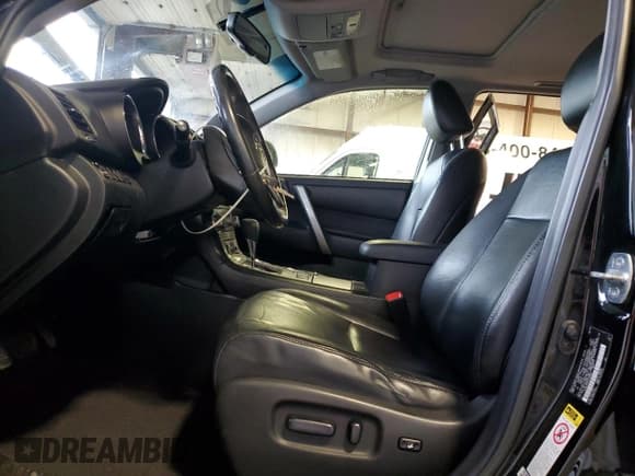 ✅ 2012 Toyota Highlander SE • VIN: 5TDBK3EH1CS145990 • Lot: 87370505. Listed on Copart with 226,738 mi. Free auction sales archive from the USA and detailed vehicle history report at DreamBid. Image 7.