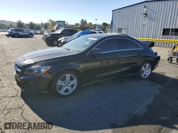 ✅ 2016 Mercedes-Benz CLA 250 • VIN: WDDSJ4EB3GN330001 • Лот: 82355935. Опубликован ранее на Copart с пробегом 90 605 миль. Бесплатный доступ к архиву аукционных продаж из США и подробный отчёт об истории автомобиля на DreamBid. Изображение 1.