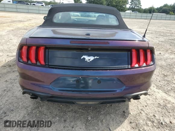 ✅ 2022 Ford Mustang EcoBoost • VIN: 1FATP8UH4N5119810 • Lot: 70288465. Listed on Copart with 43,763 mi. Free auction sales archive from the USA and detailed vehicle history report at DreamBid. Image 6.