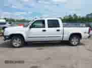 2006 Chevrolet Silverado 1500 LT1 with VIN 2GCEK13Z861338517, listed as a IAAI auction lot 42177361 with 263,456 mi miles and . Bid and sale history available at DreamBid. Image 14.