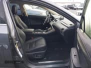 ✅ 2015 Lexus NX 200t • VIN: JTJBARBZ6F2040972 • Lot: 41179392. Wystawiony na IAAI z przebiegiem 103 124 mil. Bezpłatny archiwum sprzedaży aukcyjnych z USA i szczegółowy raport historii pojazdu na DreamBid. Zdjęcie 5.