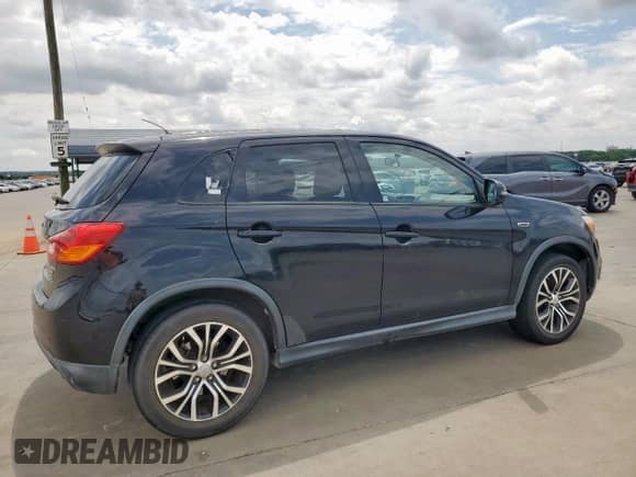 2016 Mitsubishi Outlander SE z VIN JA4AP3AW1GZ030192, wystawiony jako Copart lot #64548835 z przebiegiem 126 616 mil mil oraz Szkoda całkowita • Salvage title. Historia ofert i sprzedaży dostępna na DreamBid. Obrazek 3.